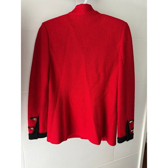 St.John suit jacket size 2 skirt size 6 . - Picture 11 of 15